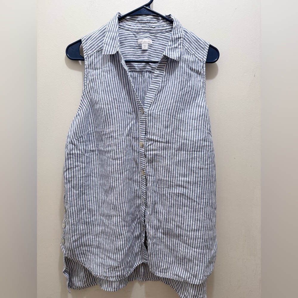 J. Jill Blue & White Striped Sleeveless Button-Front Shirt